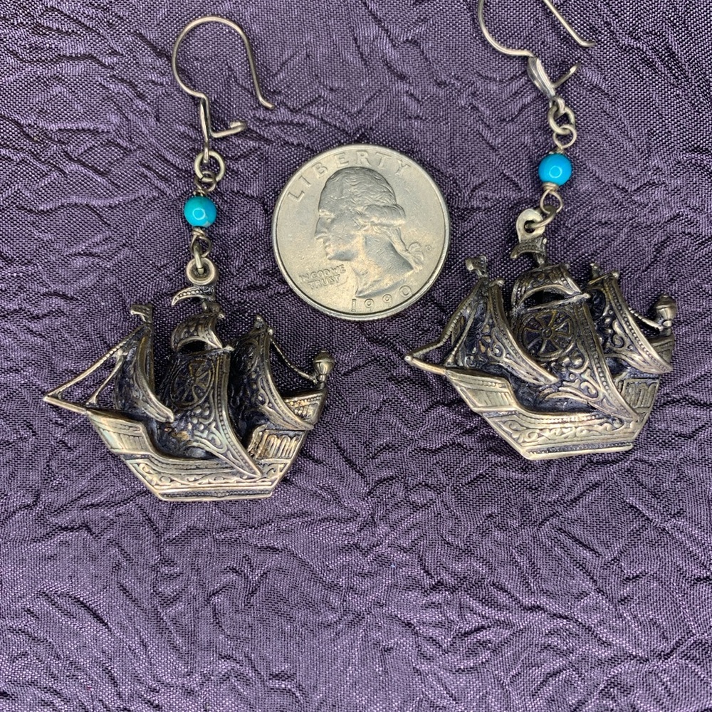 Vintage 925 Sterling Silver Cutter Earrings with Aged Patina Finish - Picture 11 of 11